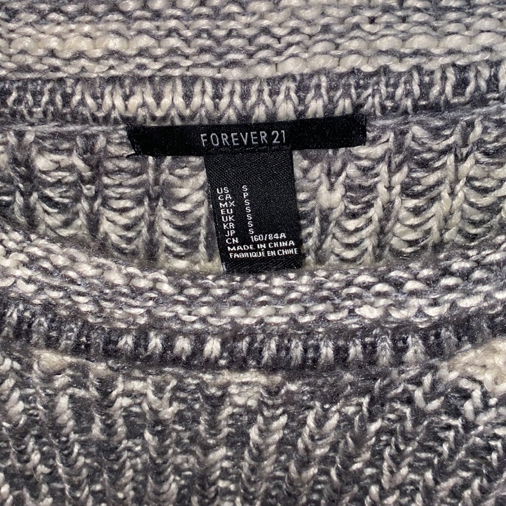 Sweater - Picture 3 of 3